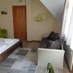 Patricia Panzio Penzion 3*