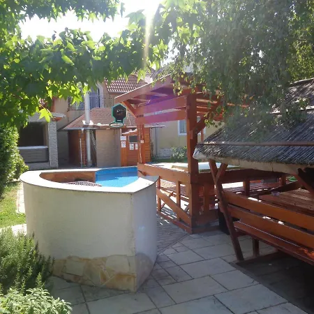 Guest house Patricia Panzio Buk
