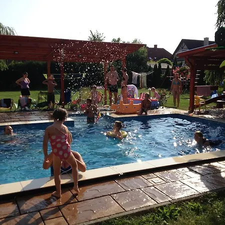 Patricia Panzio Guest house Buk